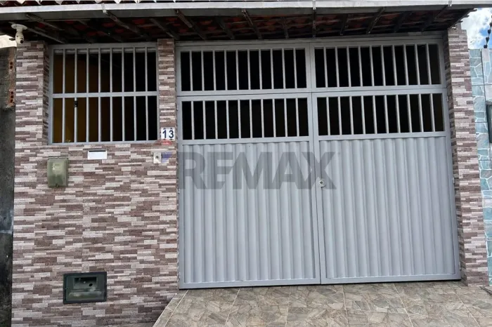 CASA - SANTA LUCIA - ANTARES - 3/4 - TERREO + 1º ANDAR