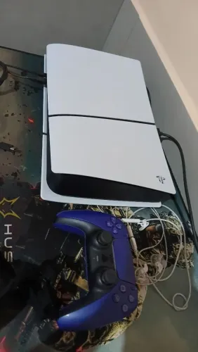 Ps5 slim leia o anúncio