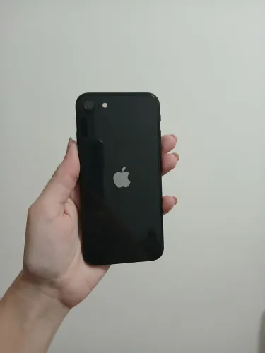 IPHONE SE 2020