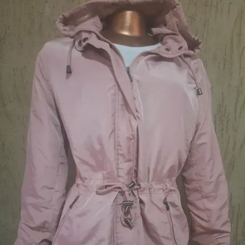 Jaqueta parka rosa com capuz forrada pelinhos tm g