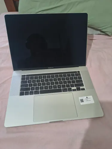 Macbook Pro 2019 32GB / i9 / 512 SSD 16 Pol