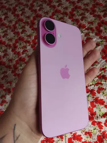 iPhone 16