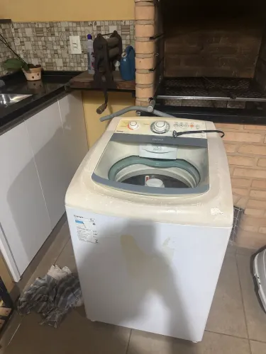 Máquina de lavar Cônsul 11Kg funcionando perfeitamente.