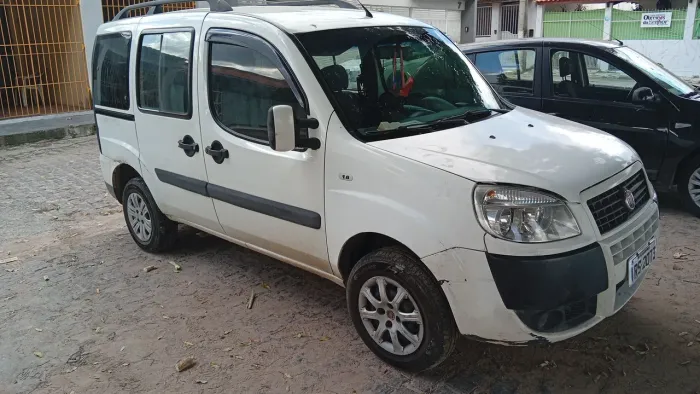 Fiat Doblo HLX 1.8 MPI Flex 5P 2011