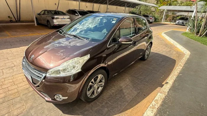 Peugeot 208 Griffe 1.6 Flex 16V 5P Aut. 2015