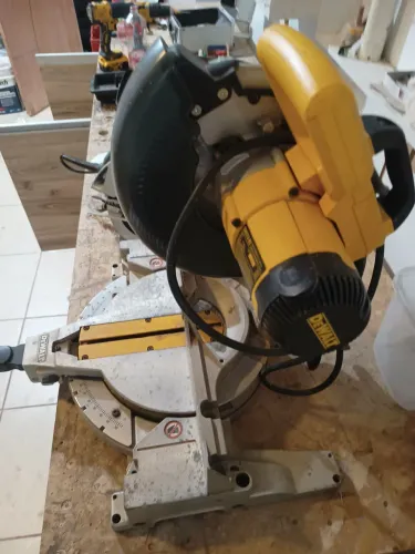 Meia esquadrias DeWALT da maior 