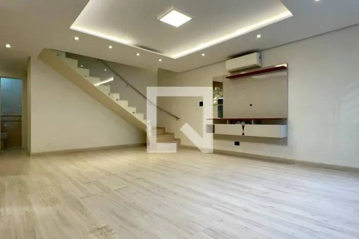 Casa à Venda - Vila Clementino, 3 Quartos, 180 m2