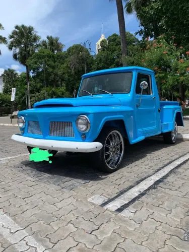 Ford F-75 4X2 2.6 V12 1976