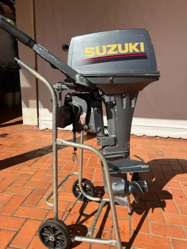 Motor Suzuk 15hp