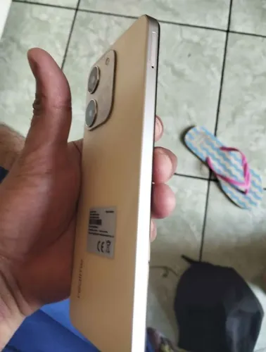 Realme NOTE 70, Na Caixa