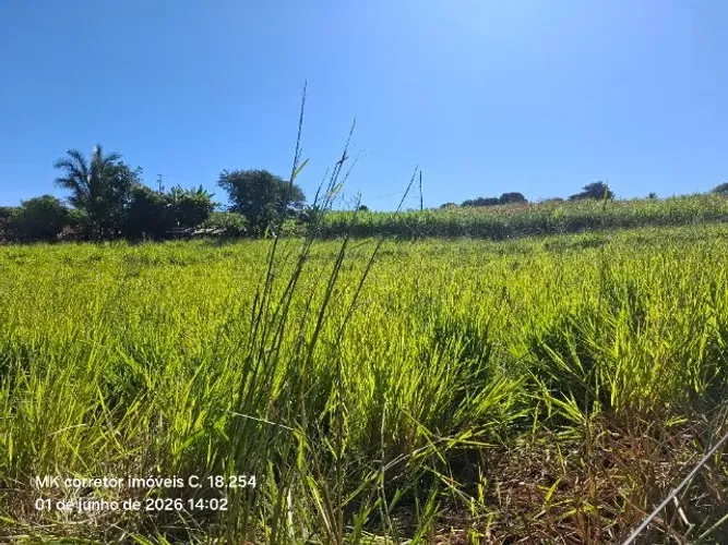 Chácara de 24.200,00 m2 com rio nos fundos, região da Água do Tigrinho em Jataizinho.