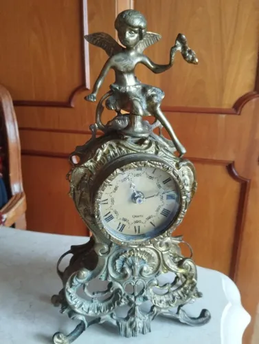 Relógio de mesa/lareira em bronze estilo Luiz XV
