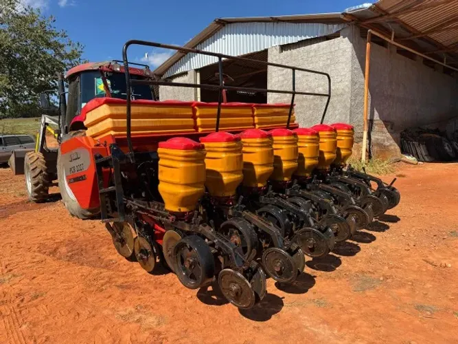Plantadeira SeedMax 7 linhas