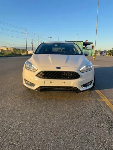 Ford Focus 1.6 S/se/se Plus Flex 8v/16v 5P 2017