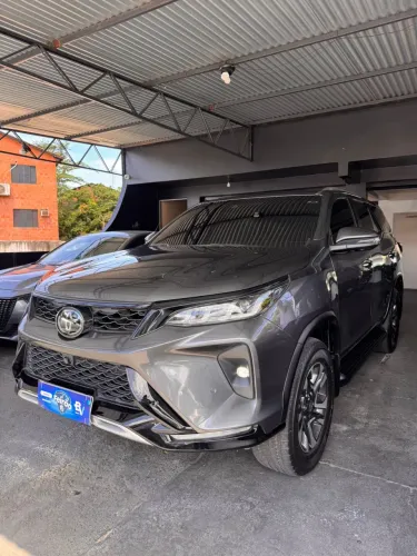 Toyota Hilux SW4 Diamond 2.8 TB 4X4 Die. Aut. 2023