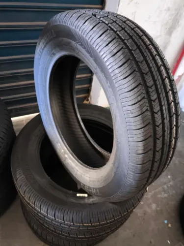 Pneus Aro 15 Originais Novos 