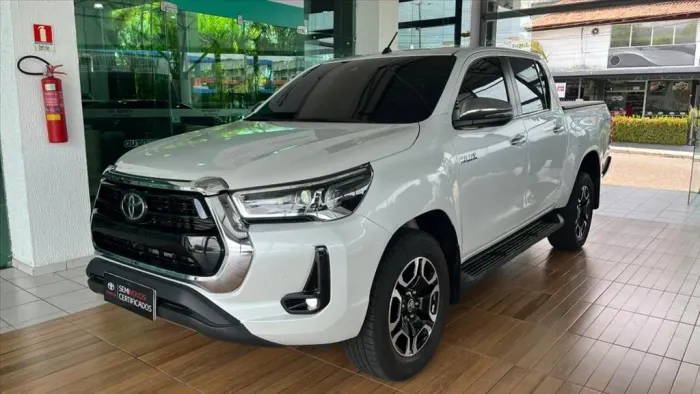 Toyota Hilux CD SRX 4X4 2.8 TDI 16V Diesel Aut. 2025