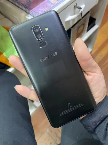 Samsung Galaxy J8 64gb