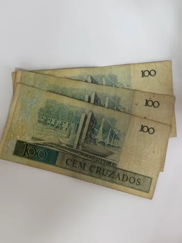Lote com 3 Cédulas Antigas 100 Cruzados JK - Juscelino Kubitschek