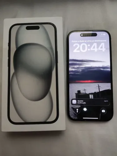 iPhone 15 128GB Bateria 90%