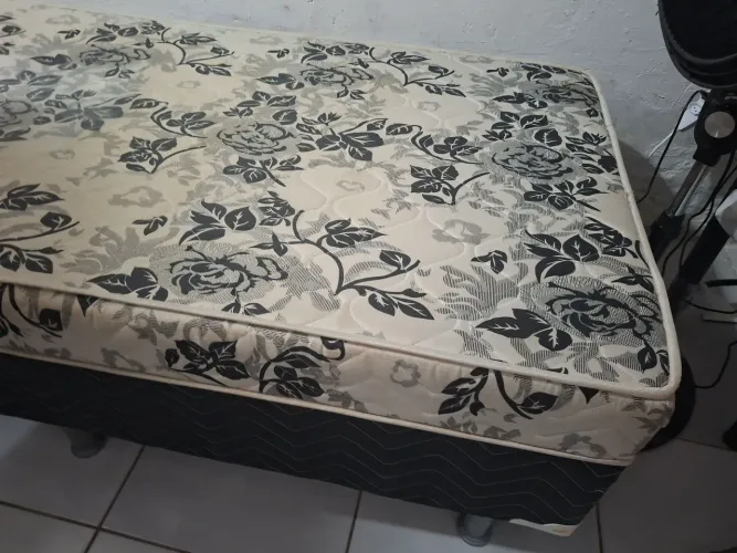 Box solteiro