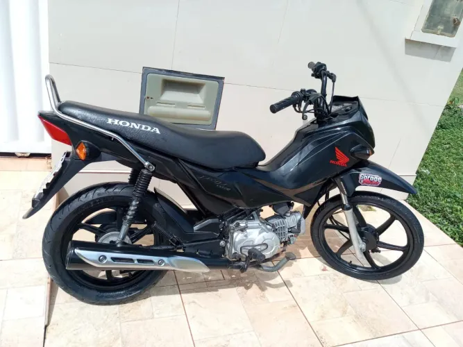 Moto toda certinha só pega e ser feliz
