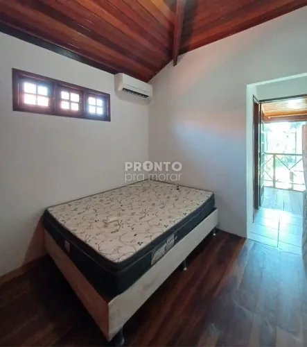 Casa de Condomínio com 4 quartos em Carneiros