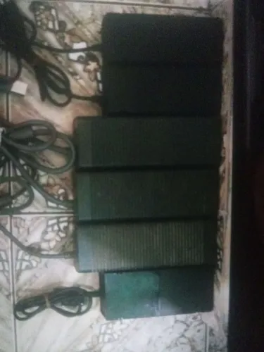 Várias fontes com defeito