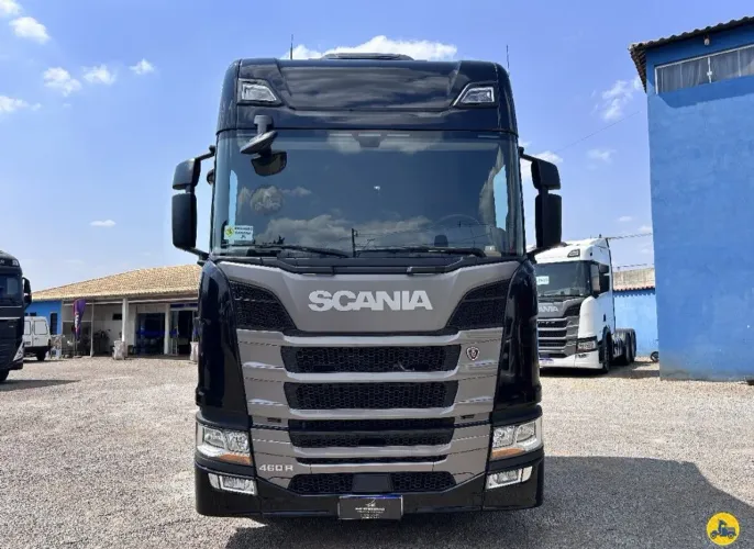 SCANIA 460R SUPER 6X2<br>2023/2024<br>CABINE RH (TETO ALTO)