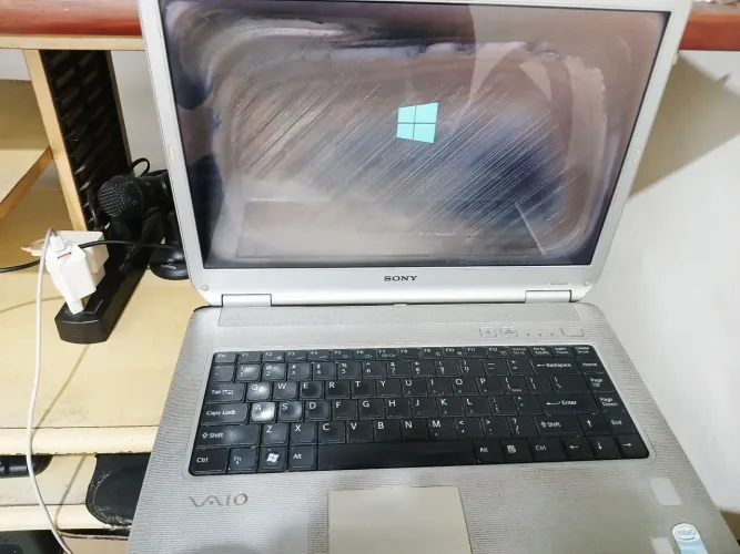 Notebook Sony Vaio VGN-NS5230E para conserto ou retirada de peças 