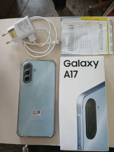 A17 256g 8 RAM 700$