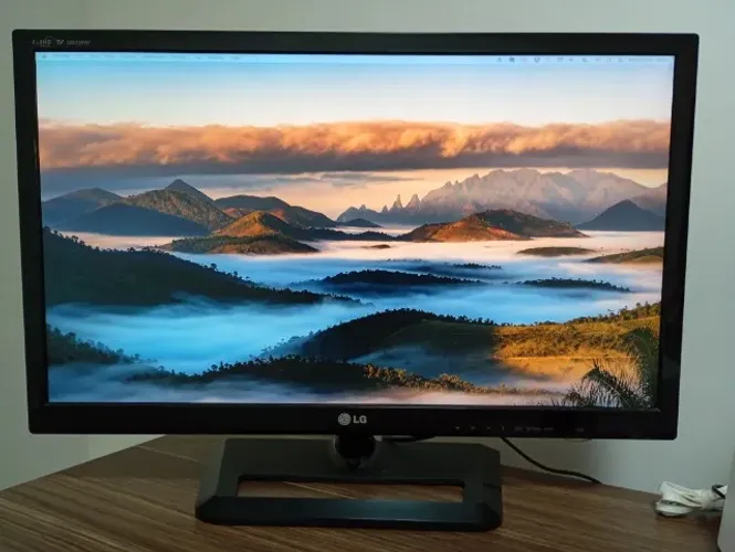 Monitor TV LG 27" Full HD M275WV ? HDMI / USB ? Excelente estado