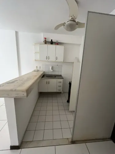 Apartamento padrão 1/4 e sala no Pituba Vile