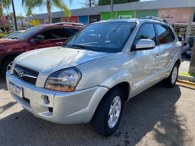 Hyundai Tucson 2.0 16V Aut. 2013