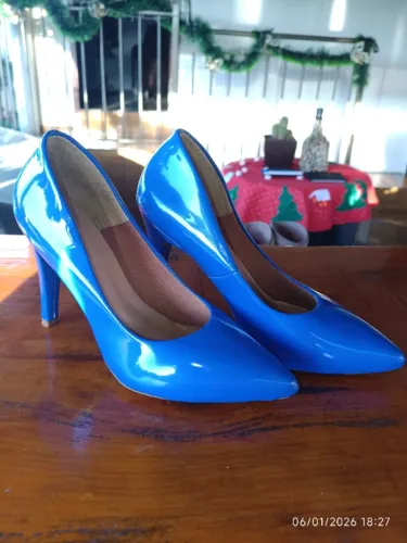 Scarpin Azul