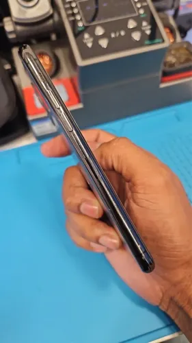 Celular IPhone 11 Pro 64GB Funcionando perfeitamente 