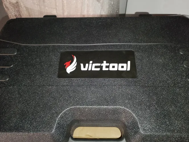 Alicate hidráulico a bateria