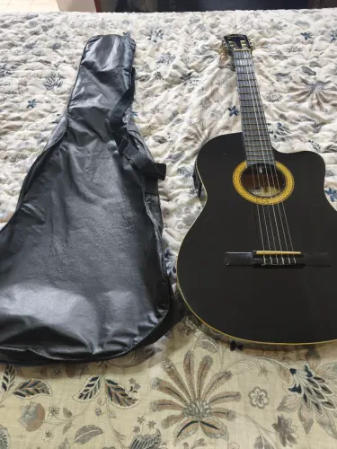 VIOLÃO GIANNINI