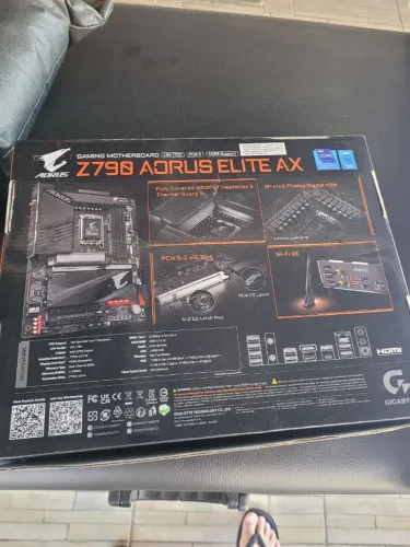 Placa Mãe Gigabyte Z790 Aorus Elite Ax Wi-fi 1700 12 13® Ddr5 Cor Sc