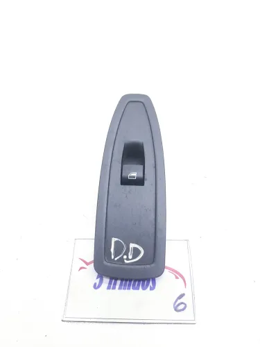 Comando Vidro Dianteiro Direito Bmw 125 2.0 2013 Nº *