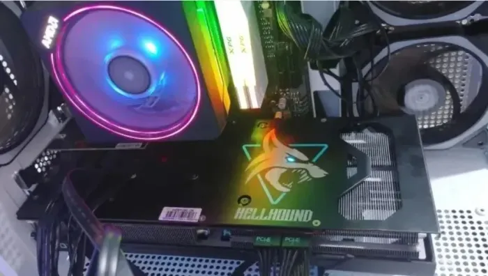 Placa de Vídeo PowerColor Radeon RX 6700 XT Hellhound 12GB GDDR6 192bit