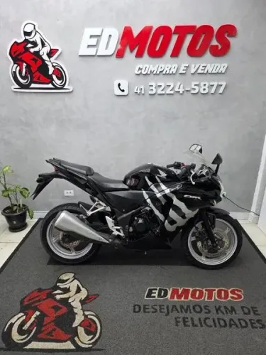 HONDA CBR 250R 2012