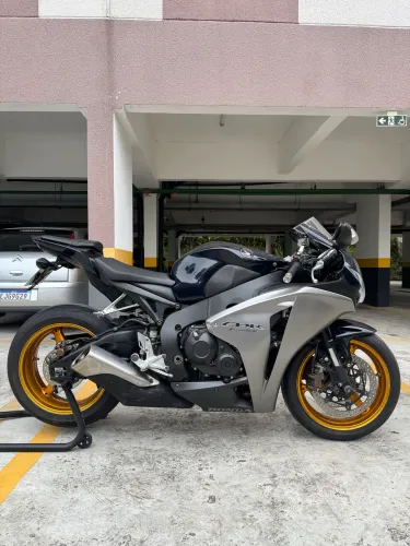CBR 1000RR FIREBLADE 2009 (venda/troca+volta)