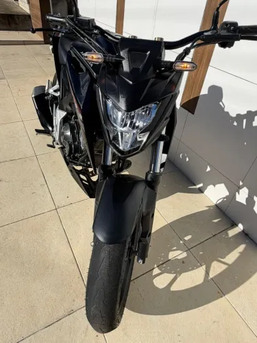 CB 300 