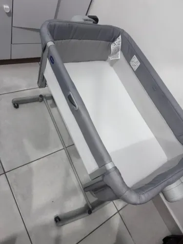 Berço chicco next2me magic evo- usado