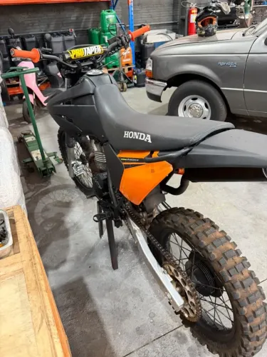 HONDA XR TORNADO