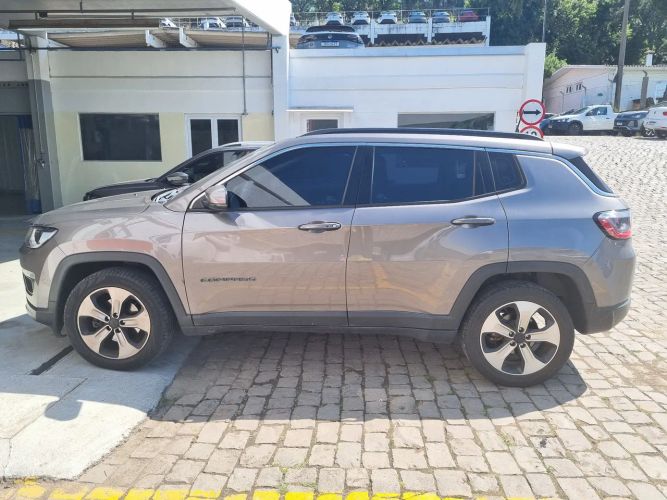 Imagem de Jeep Compass Sport 2.0 4X2 Flex 16V Aut. 2021
