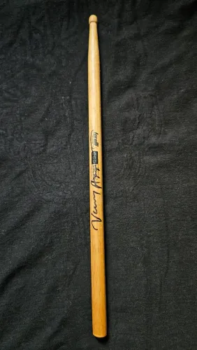 Baqueta Autografada Vinny Appice Black Sabbath Dio