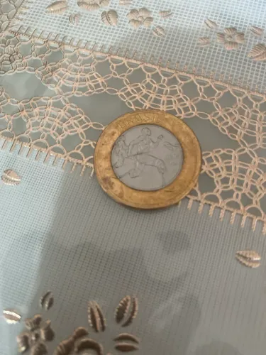 Moeda perna de pau 