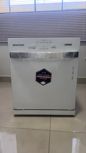 ? Lava-Louças Brastemp 8 Serviços - NOVA, Nunca Usada!